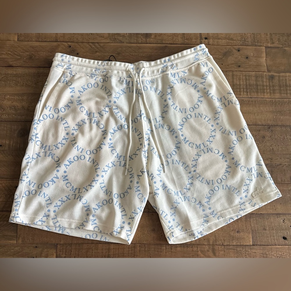 NWT Akoo MCMLXX‎ Short - Size 2XL